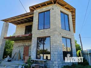 Дом 198м², 2-этажный, участок 3 сот.  