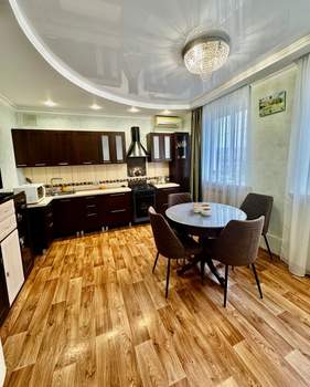 Дом 145м², 2-этажный, участок 5 сот.  