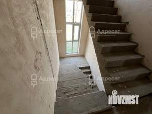 Дом 300м², 3-этажный, участок 8 сот.  