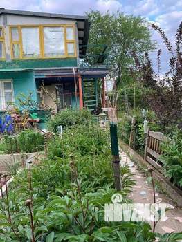 Дом 30м², 2-этажный, участок 6 сот.  