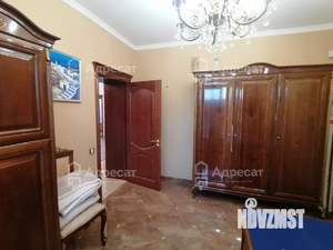 Дом 237м&sup2;, 3-этажный, участок 6 сот.  