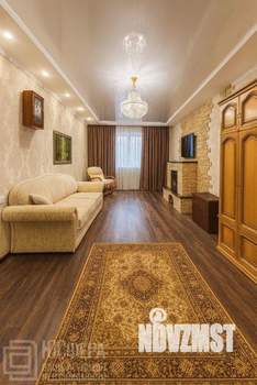 Дом 220м², 2-этажный, участок 6 сот.  