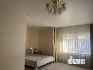 Дом 150м&sup2;, 2-этажный, участок 6 сот.  