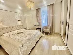 Дом 360м², 3-этажный, участок 6 сот.  