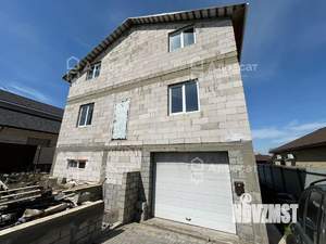 Дом 300м², 3-этажный, участок 8 сот.  