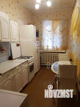 Дом 272м², 2-этажный, участок 6 сот.  