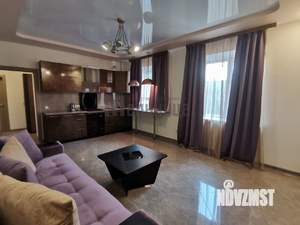 Дом 298м², 3-этажный, участок 5 сот.  