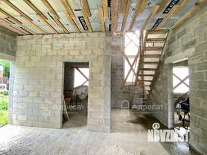 Дом 240м², 2-этажный, участок 6 сот.  