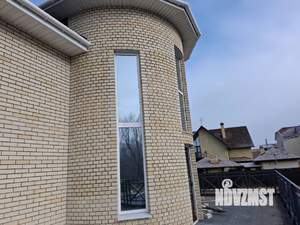 Дом 340м², 3-этажный, участок 10 сот.  