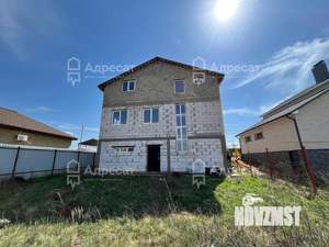 Дом 300м², 3-этажный, участок 8 сот.  