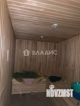 Дом 150м², 2-этажный, участок 10 сот.  