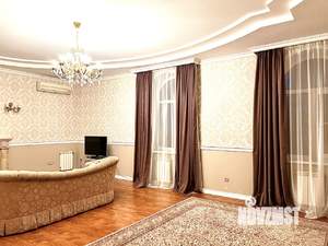 Дом 373м², 2-этажный, участок 6 сот.  