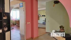 Коттедж 375м², 2-этажный, участок 8 сот.  