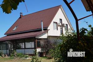 Коттедж 274м², 2-этажный, участок 15 сот.  