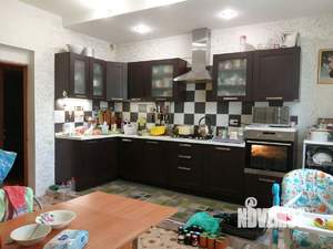 Коттедж 208м², 2-этажный, участок 15 сот.  