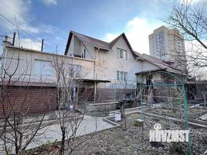 Дом 365м², 2-этажный, участок 8 сот.  