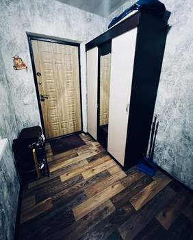 Дом 77м&sup2;, 2-этажный, участок 3 сот.  