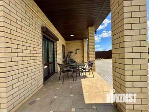 Дом 189м², 2-этажный, участок 15 сот.  