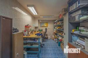 Дом 371м², 3-этажный, участок 6 сот.  