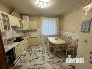 Дом 93м², 2-этажный, участок 10 сот.  