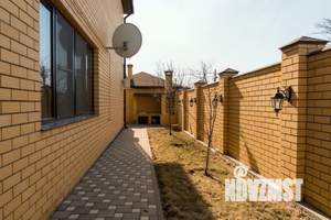 Дом 269м², 2-этажный, участок 6 сот.  