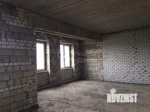 Дом 743м², 4-этажный, участок 20 сот.  
