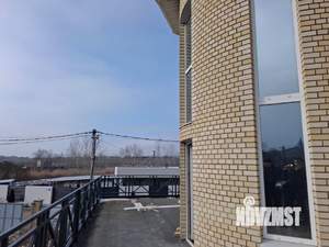 Дом 340м², 3-этажный, участок 10 сот.  