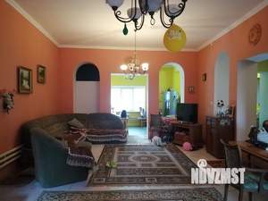 Дом 525м², 2-этажный, участок 6 сот.  