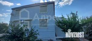 Дом 261м², 3-этажный, участок 15 сот.  