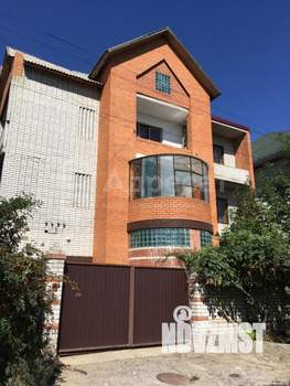 Дом 450м&sup2;, 3-этажный, участок 12 сот.  