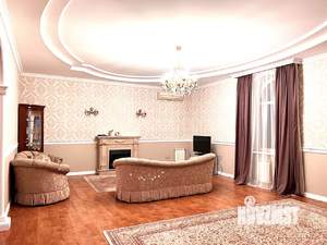 Дом 373м², 2-этажный, участок 6 сот.  