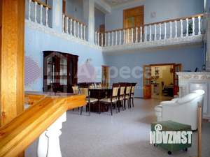 Дом 423м², 4-этажный, участок 15 сот.  