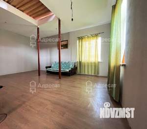 Дом 290м², 2-этажный, участок 15 сот.  