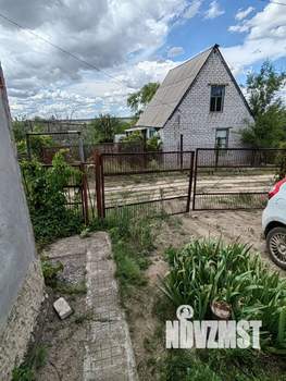 Дом 50м², 2-этажный, участок 6 сот.  