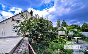 Дом 254м², 2-этажный, участок 6 сот.  