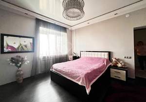 Дом 200м², 3-этажный, участок 7 сот.  