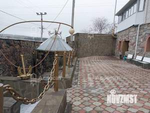 Дом 1166м², 3-этажный, участок 15 сот.  