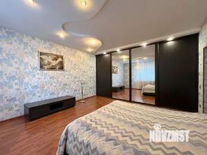 Дом 365м², 2-этажный, участок 8 сот.  