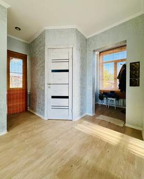 Дом 168м², 3-этажный, участок 12 сот.  