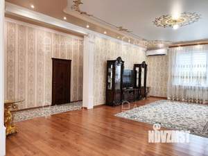 Дом 180м², 1-этажный, участок 6 сот.  
