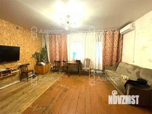 Дом 64м², 1-этажный, участок 6 сот.  