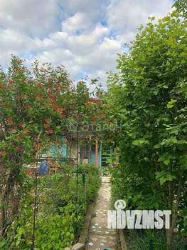 Дом 30м², 2-этажный, участок 6 сот.  