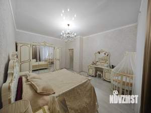 Коттедж 251м², 2-этажный, участок 6 сот.  