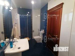 Дом 237м&sup2;, 3-этажный, участок 6 сот.  