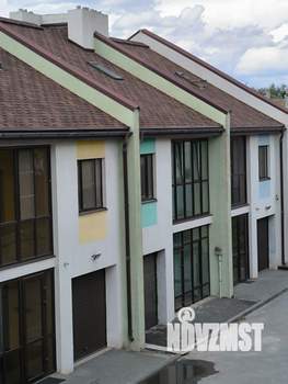 Таунхаус 142м², 3-этажный, участок 1551 сот.  