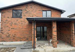 Дом 201м&sup2;, 2-этажный, участок 5 сот.  