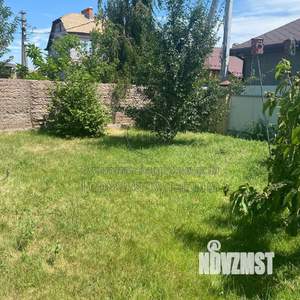 Дом 260м², 3-этажный, участок 6 сот.  