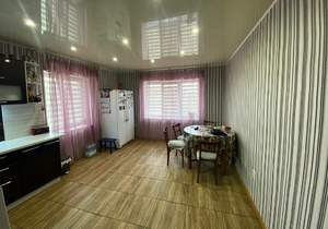 Дом 150м², 2-этажный, участок 15 сот.  