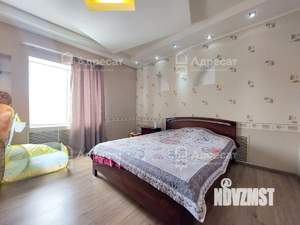 Дом 194м², 2-этажный, участок 14 сот.  