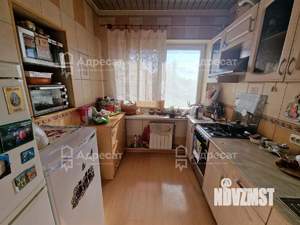 Дом 396м², 3-этажный, участок 6 сот.  
